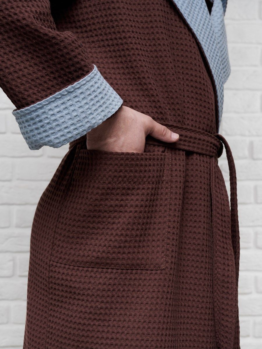 снимок Халат вафельный с капюшоном, два цвета, темный шоколад от магазина BIO-TEXTILES ОПТ