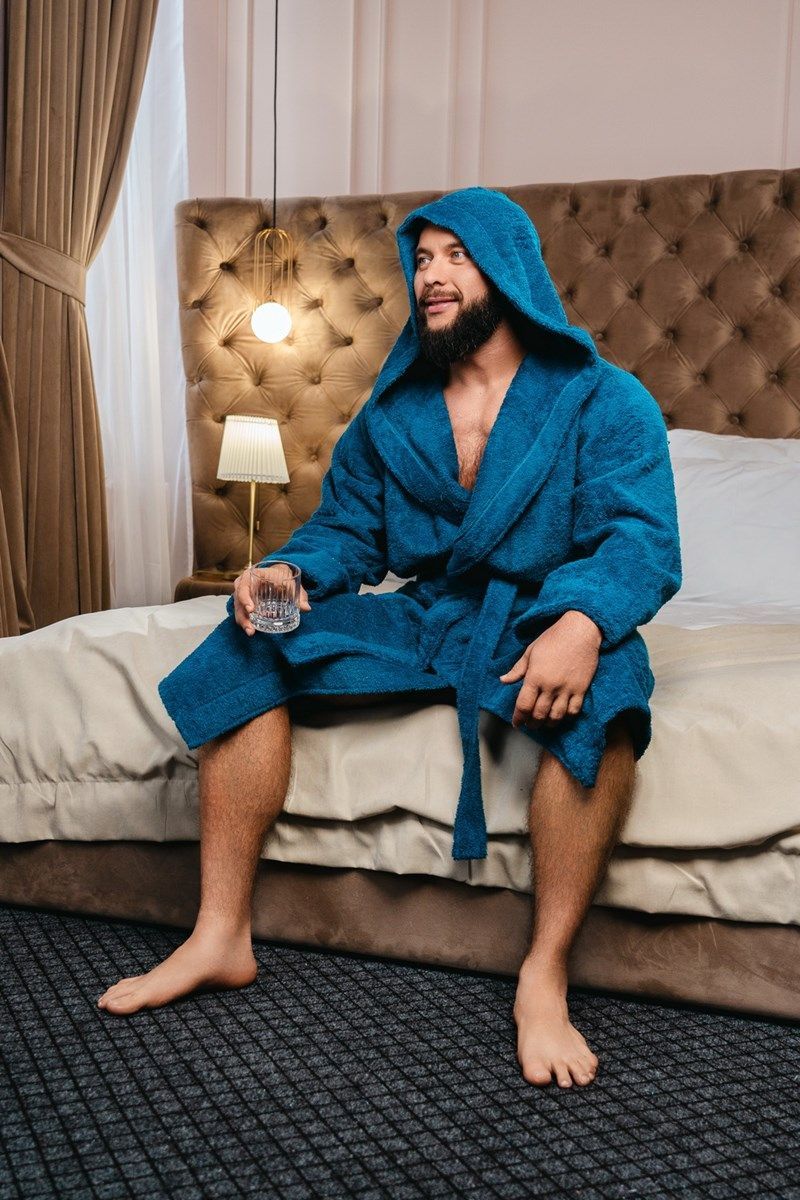 снимок Халат махровый с капюшоном, синий от магазина BIO-TEXTILES ОПТ