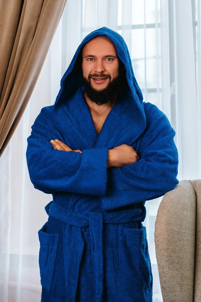 снимок Халат махровый с капюшоном, васильковый с вышивкой от магазина BIO-TEXTILES ОПТ